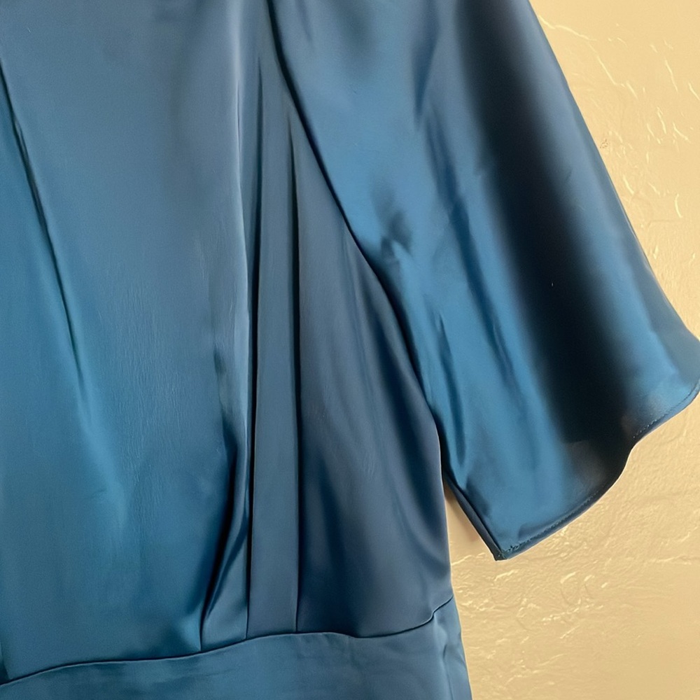 Banana Republic blue satin flutter sleeve dress - Picture 6 of 6